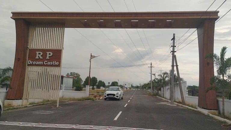 corner plot for sale in ponnaegoundenpudur 2