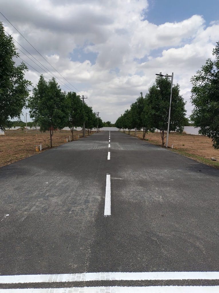 corner plot for sale in ponnaegoundenpudur 3